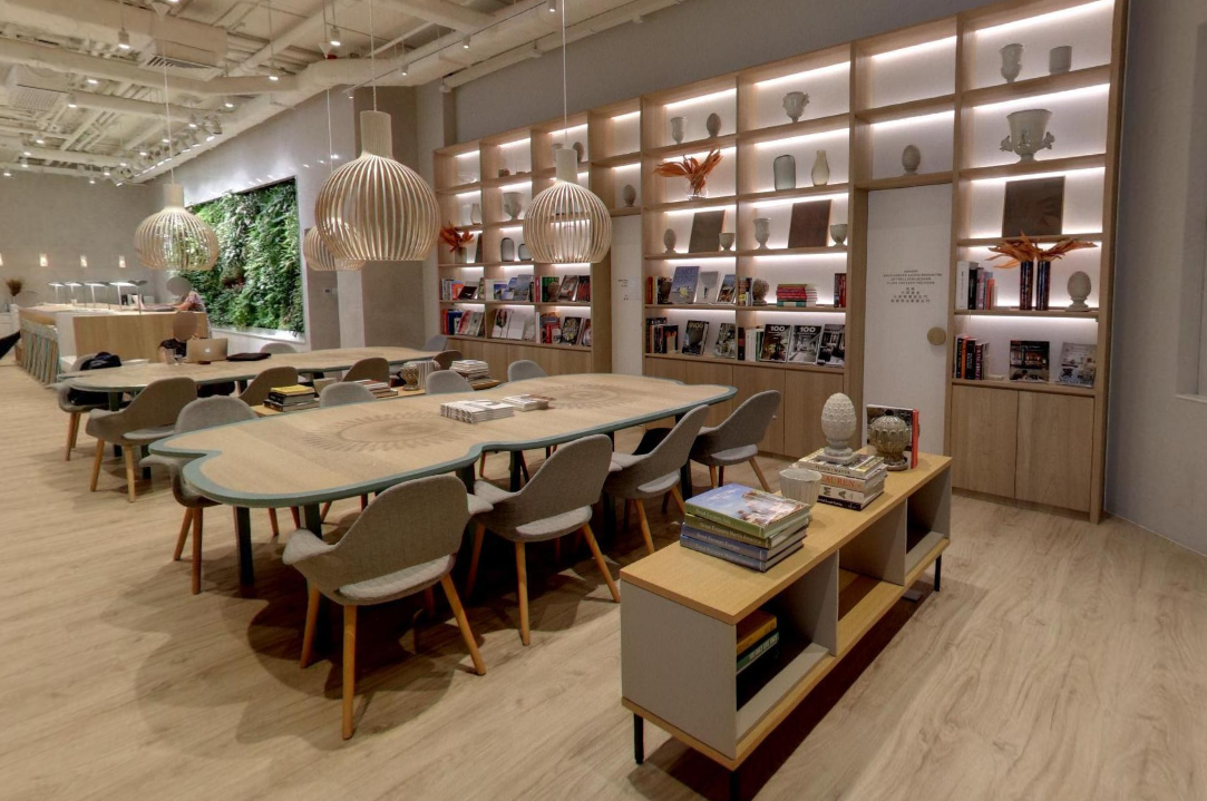 10 Person Private Office