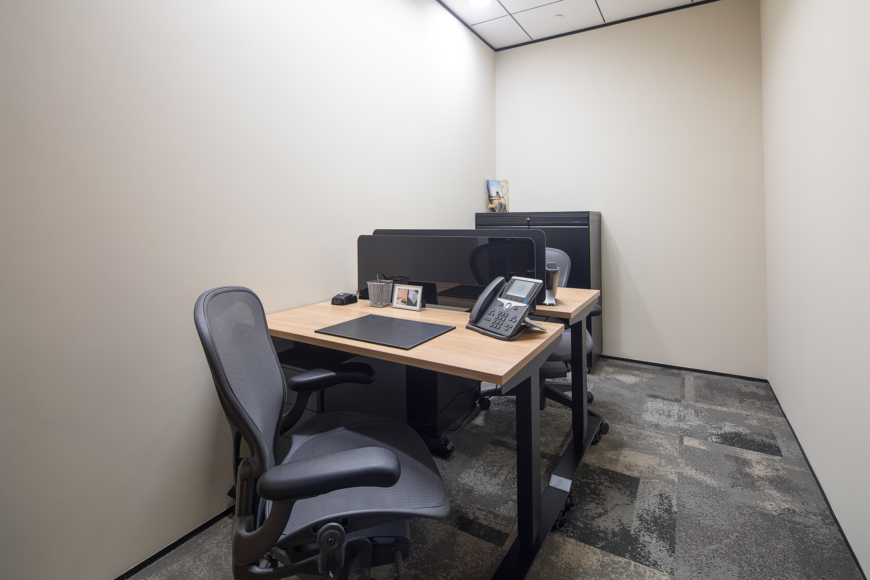 5 Person Private Office