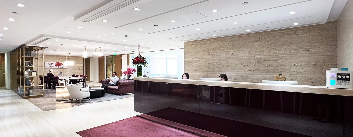 4 Person Private Office