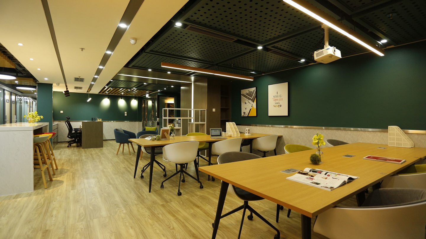 8 Person Private Office