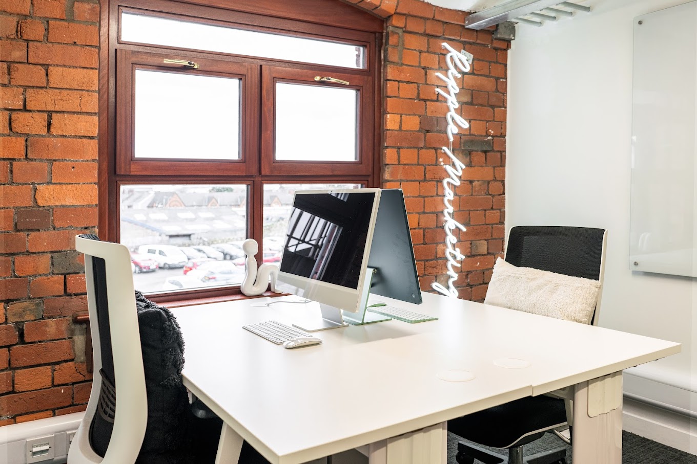 22 Person Private Office