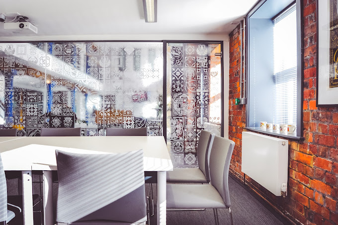 8 Person Private Office