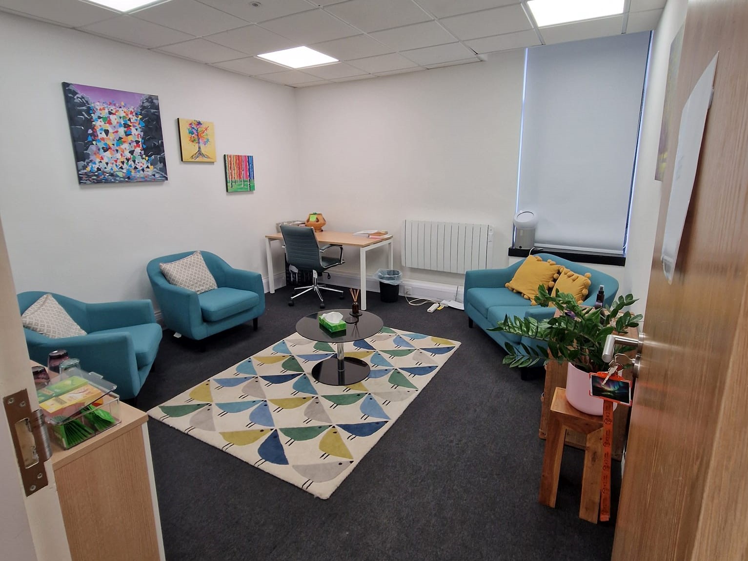 4 Person Coworking Desk