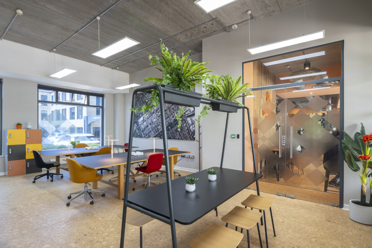 10 Person Private Office