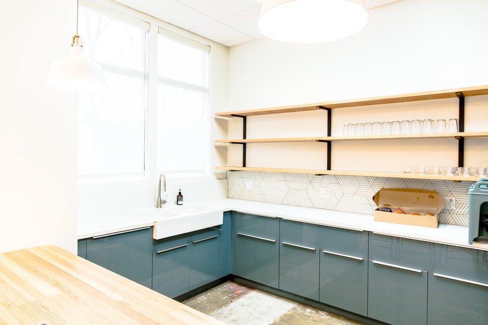 3 Person Coworking Desk