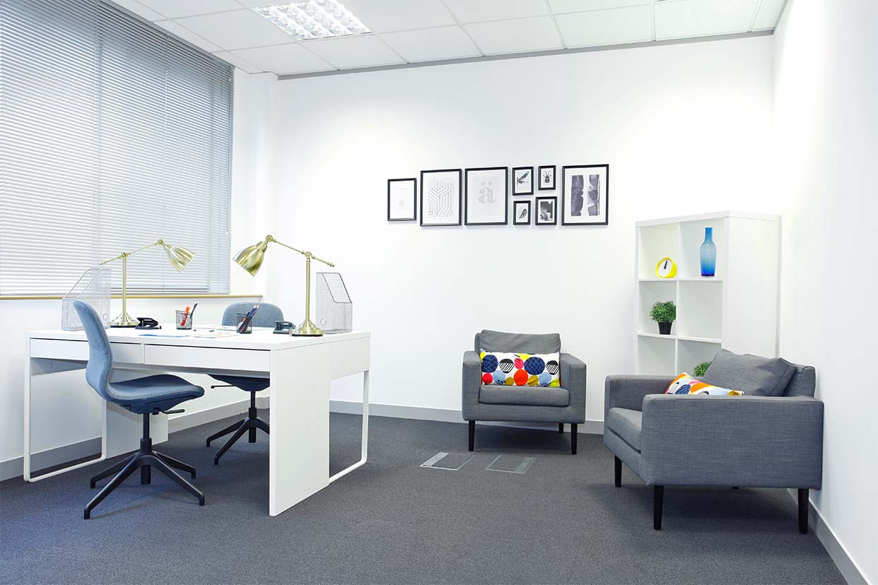 10 Person Private Office