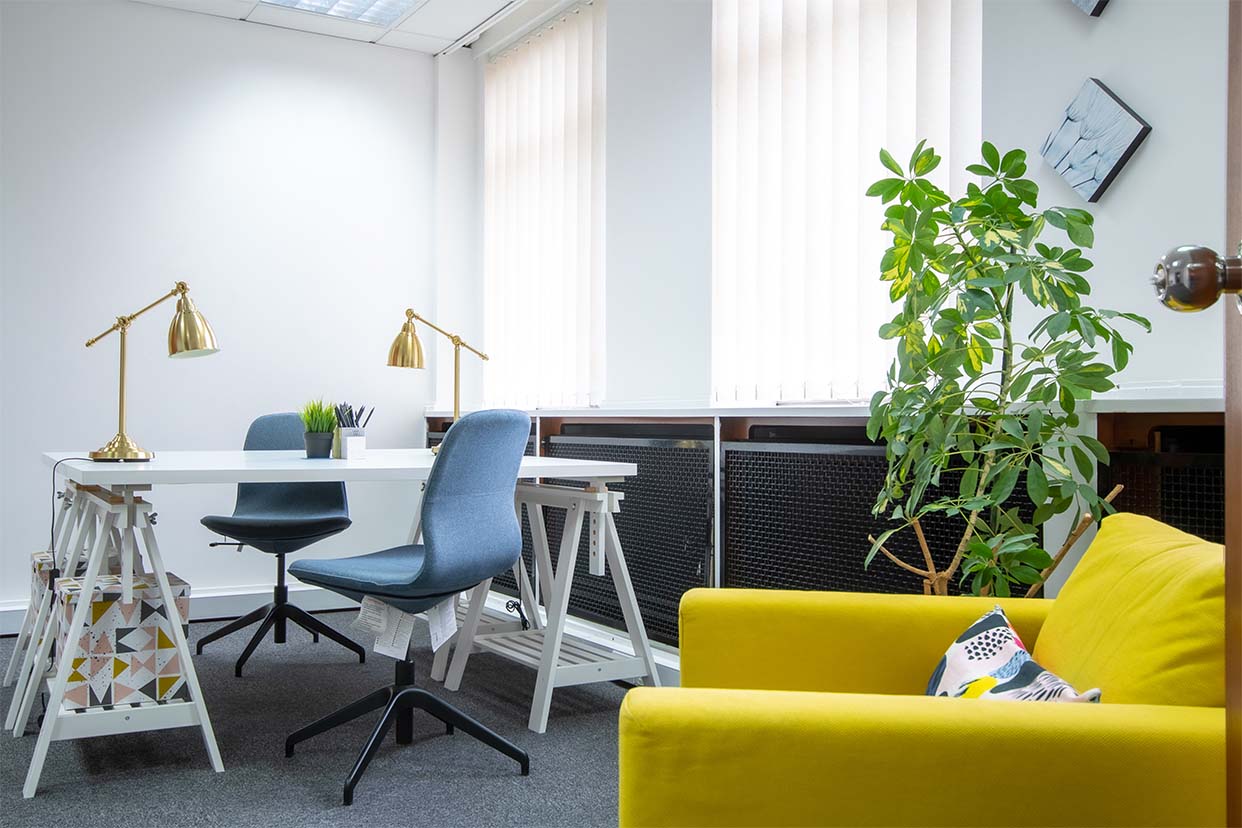 4 Person Private Office