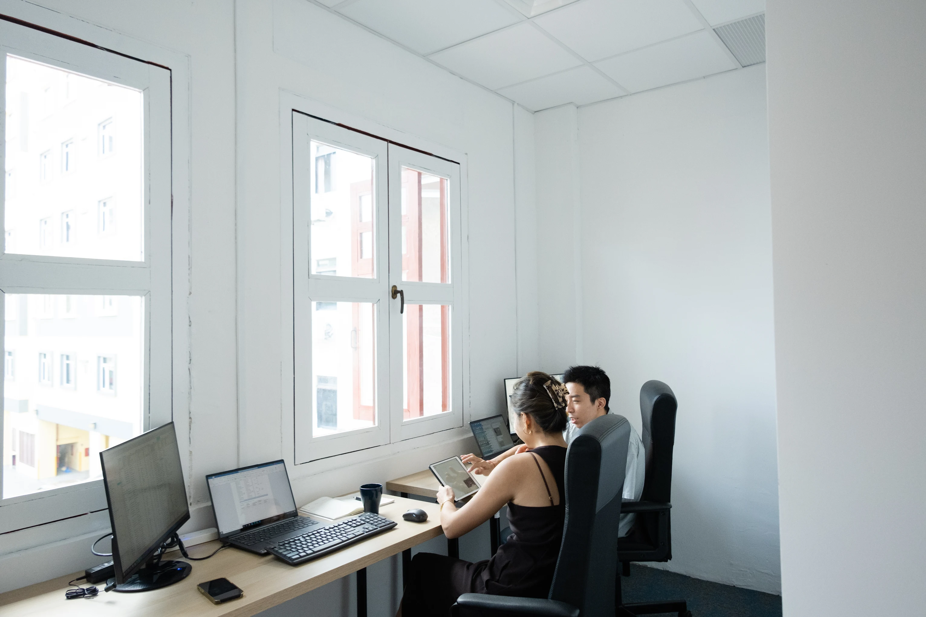 1 Person Private Office