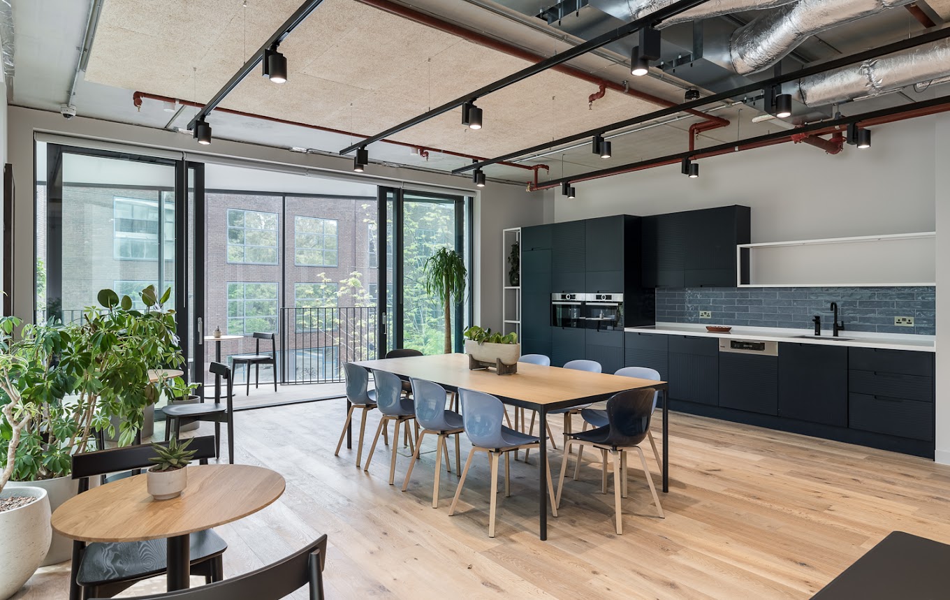 228 Person Enterprise Suite