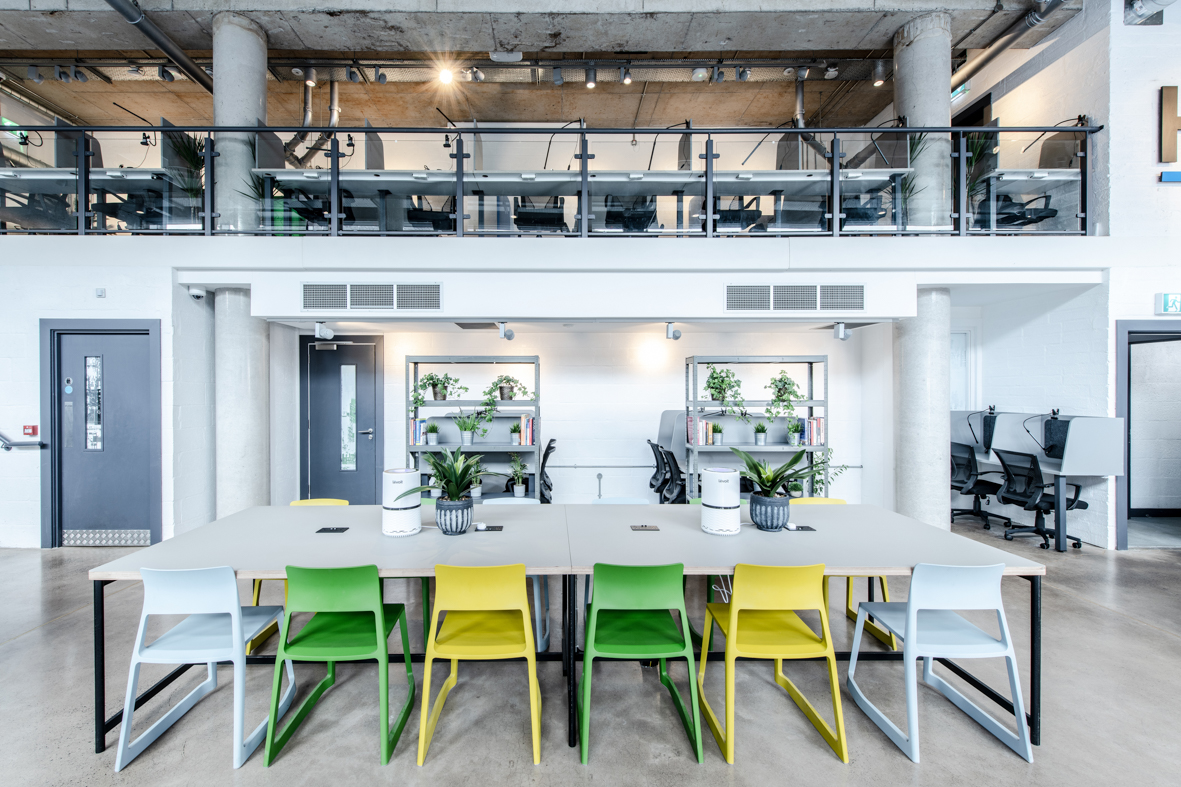 1 Person Coworking Desk