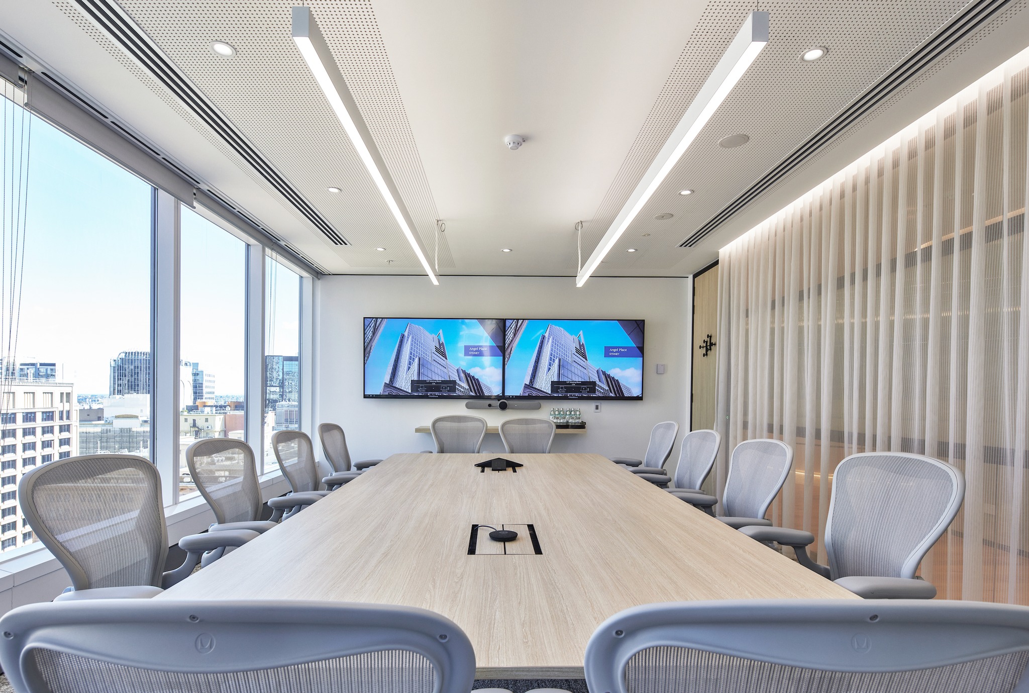 5 Person Coworking Desk