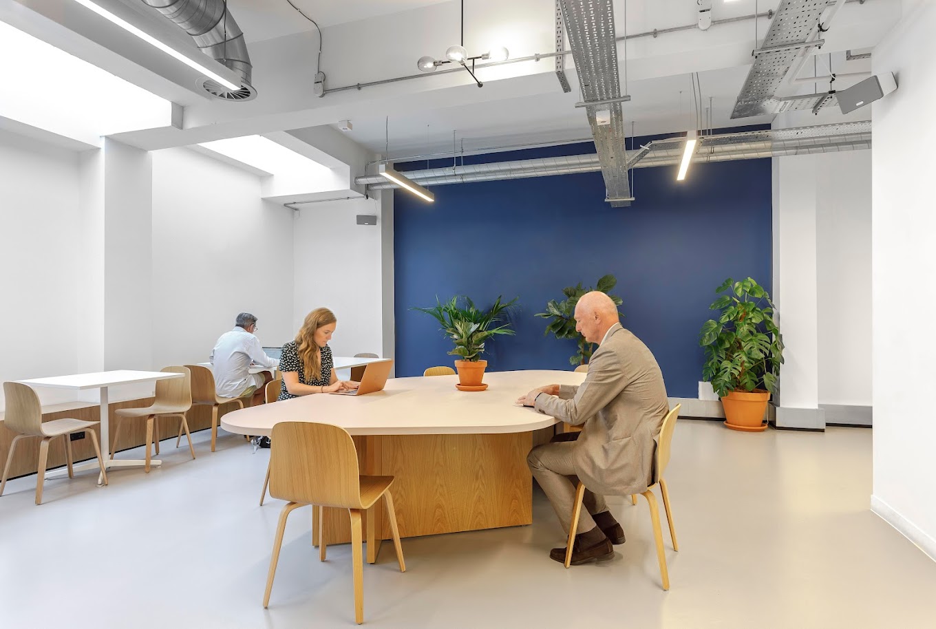1 Person Coworking Desk