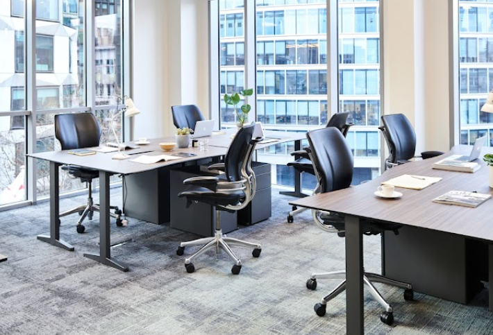 4 Person Private Office