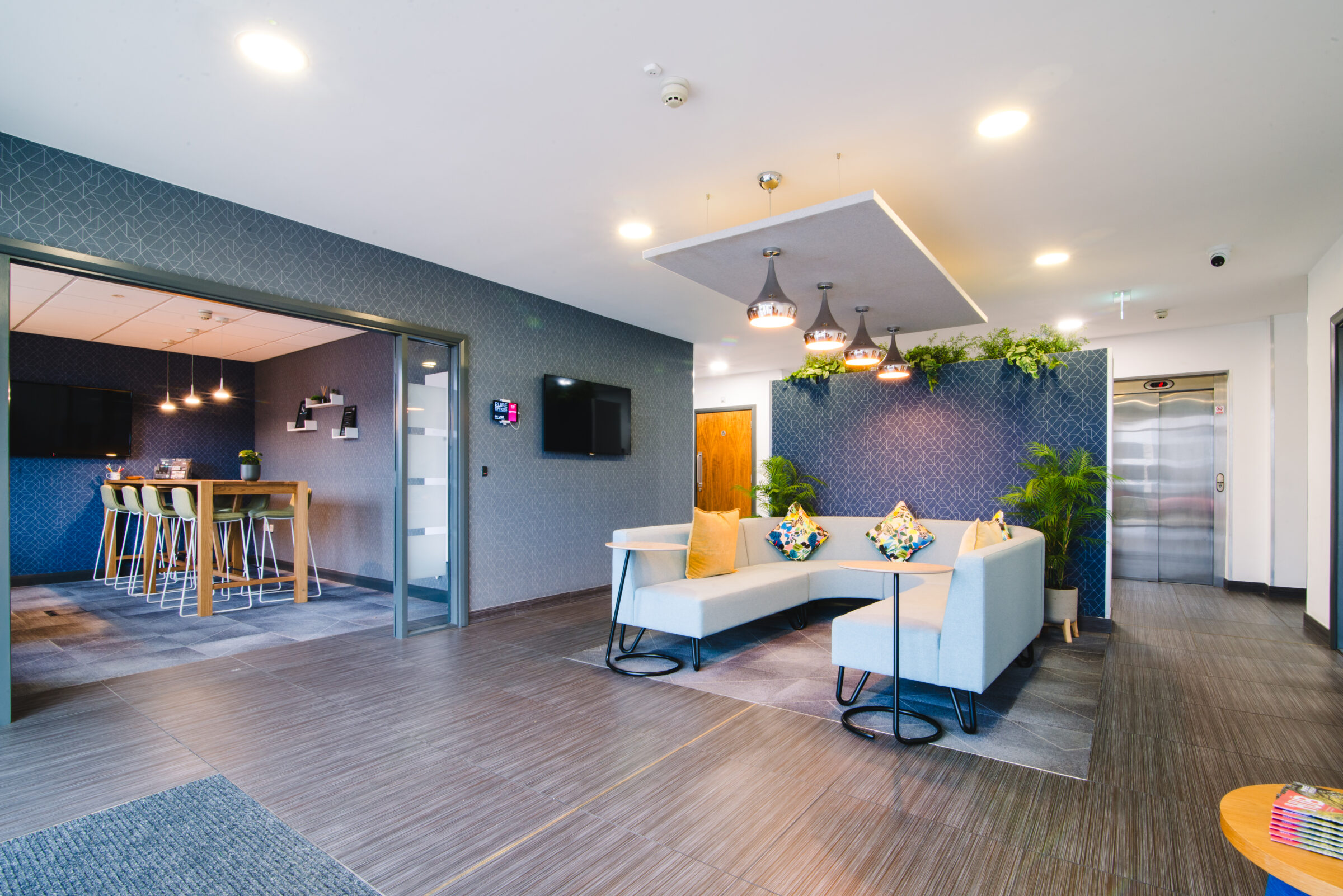 7 Person Private Office