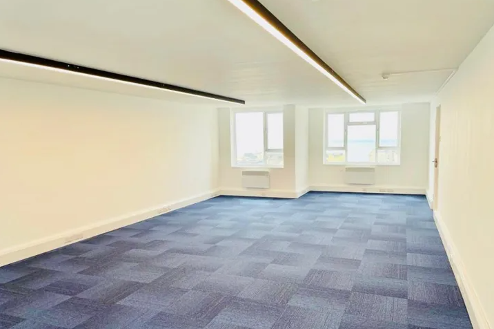 1 Person Private Office