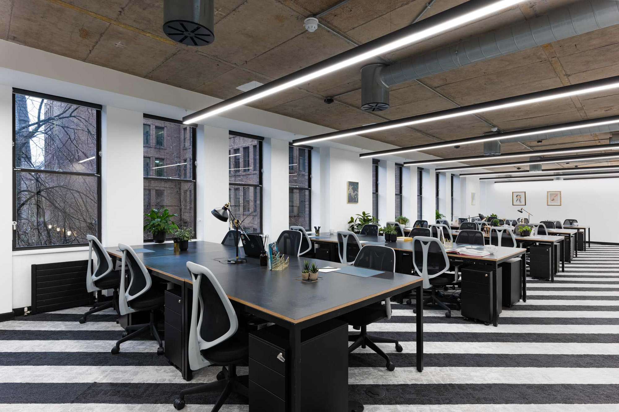 9 Person Private Office