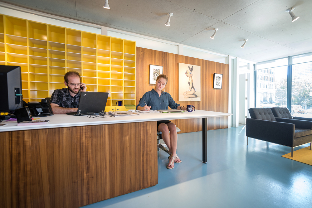 5 Person Coworking Desk