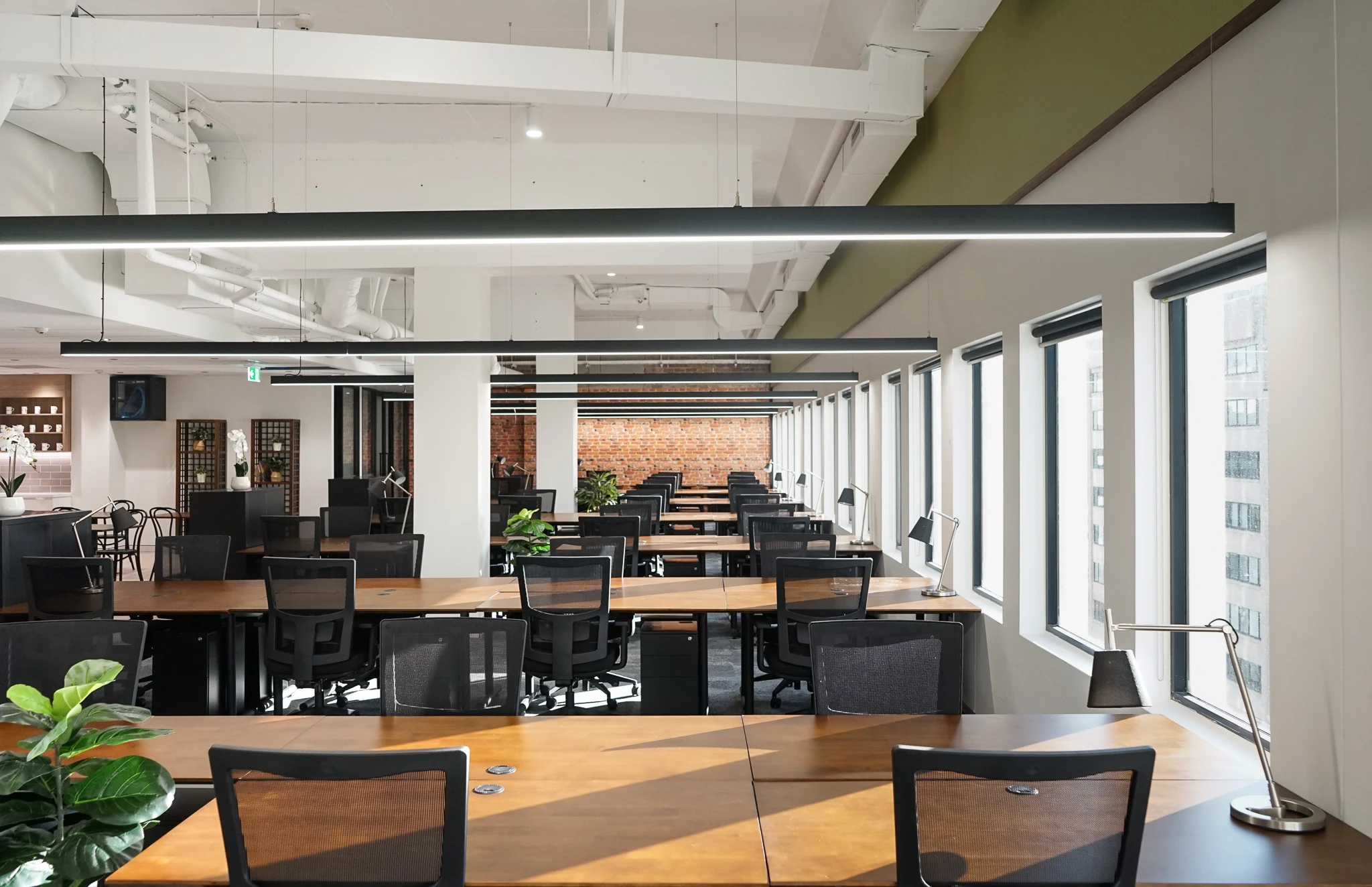 3 Person Coworking Desk