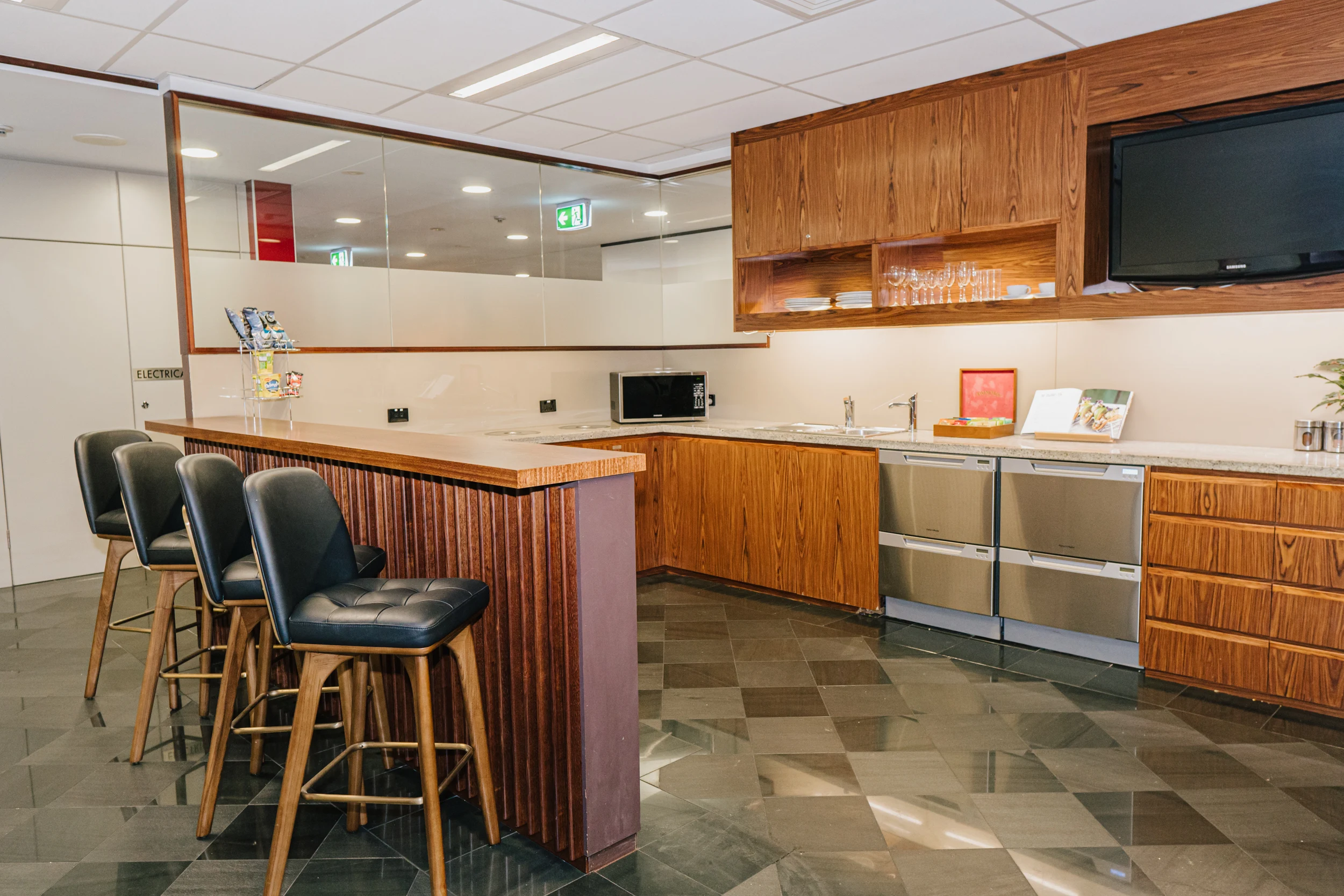 3 Person Coworking Desk