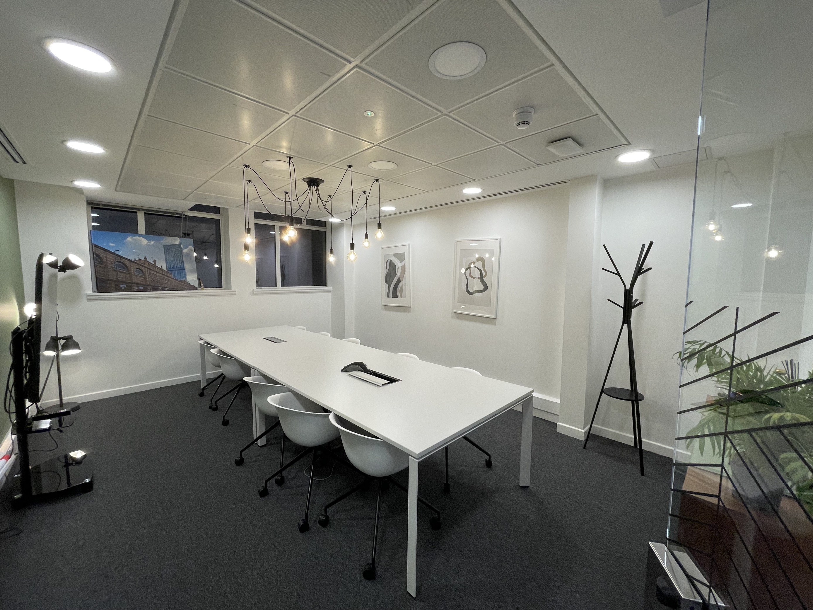 1 Person Coworking Desk