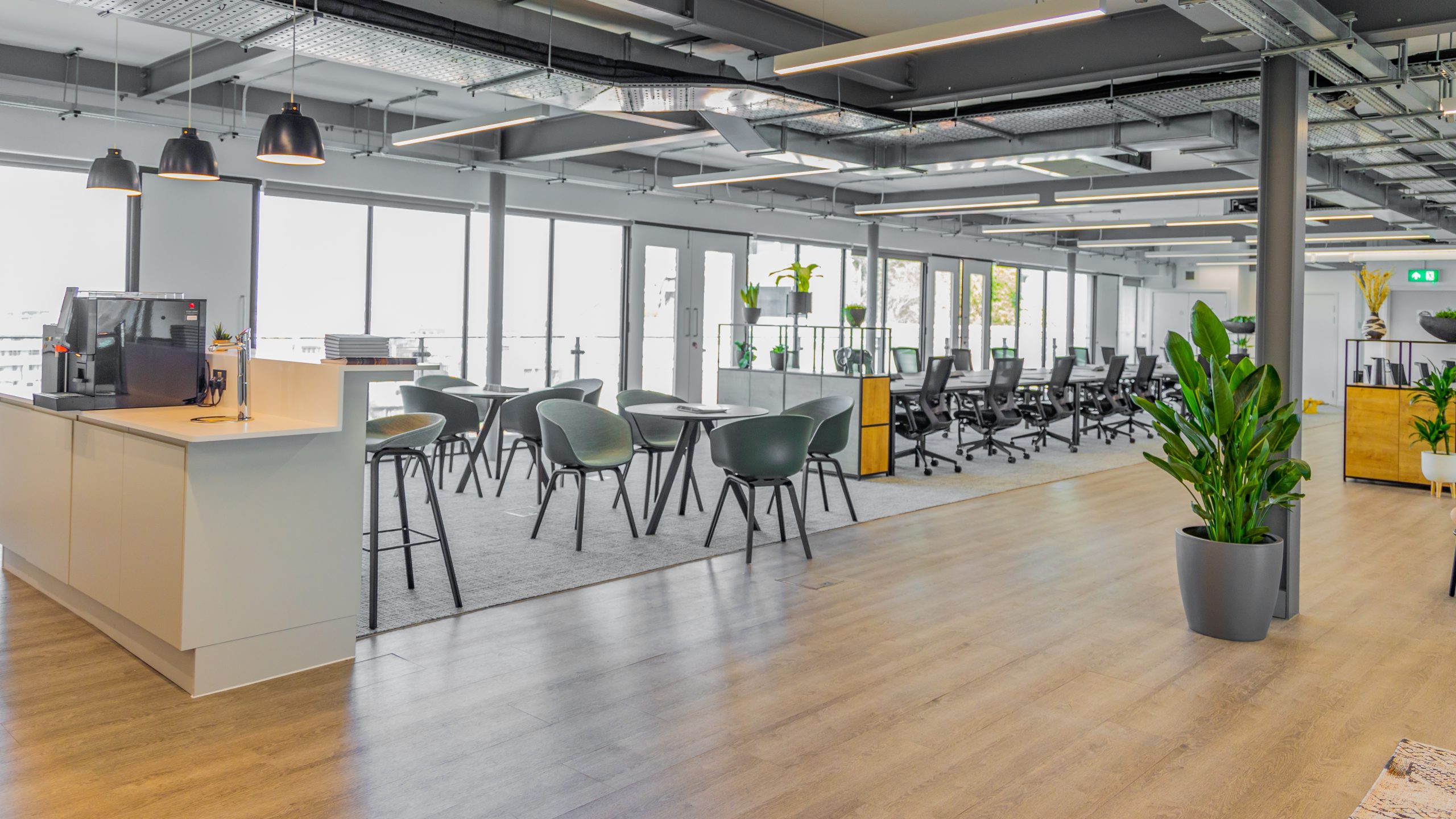 40 Person Managed Space