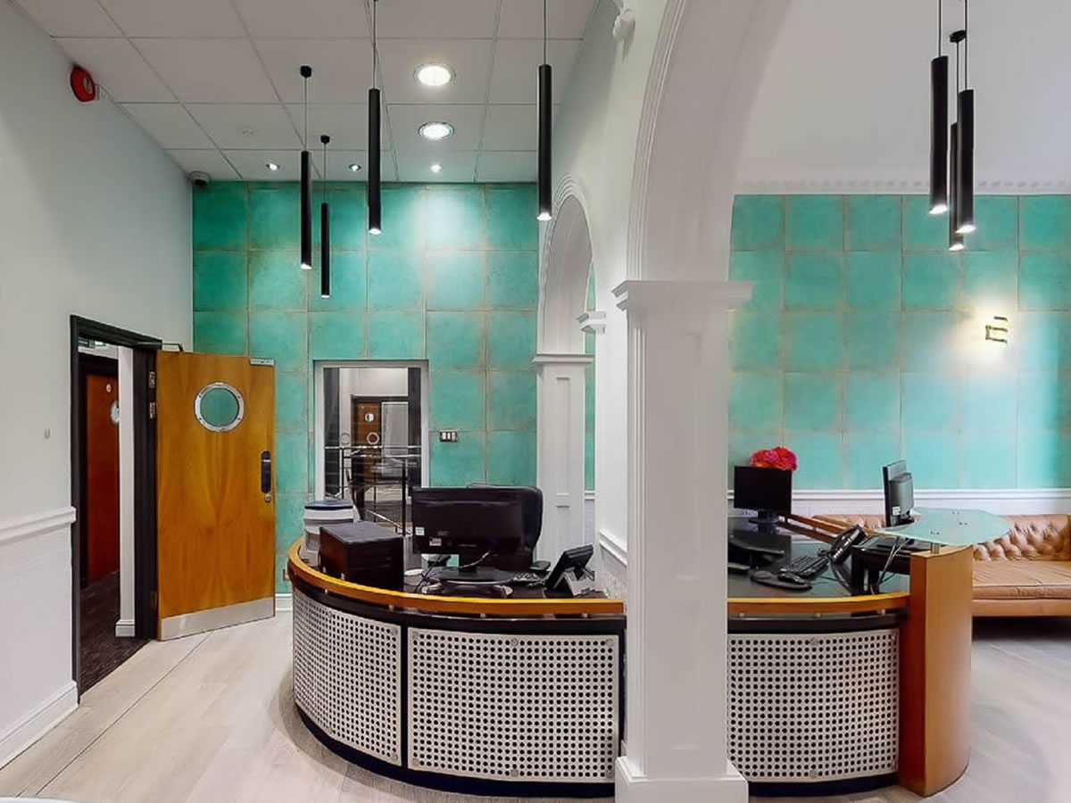 5 Person Private Office