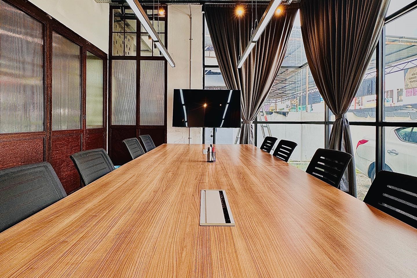 3 Person Private Office