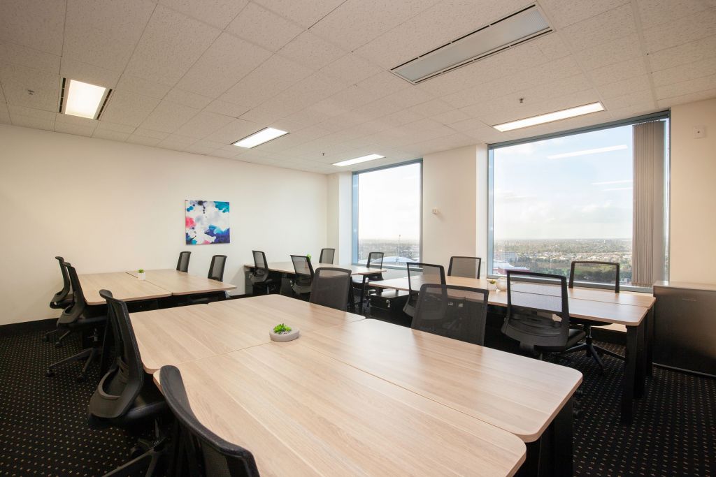 24 Person Private Office