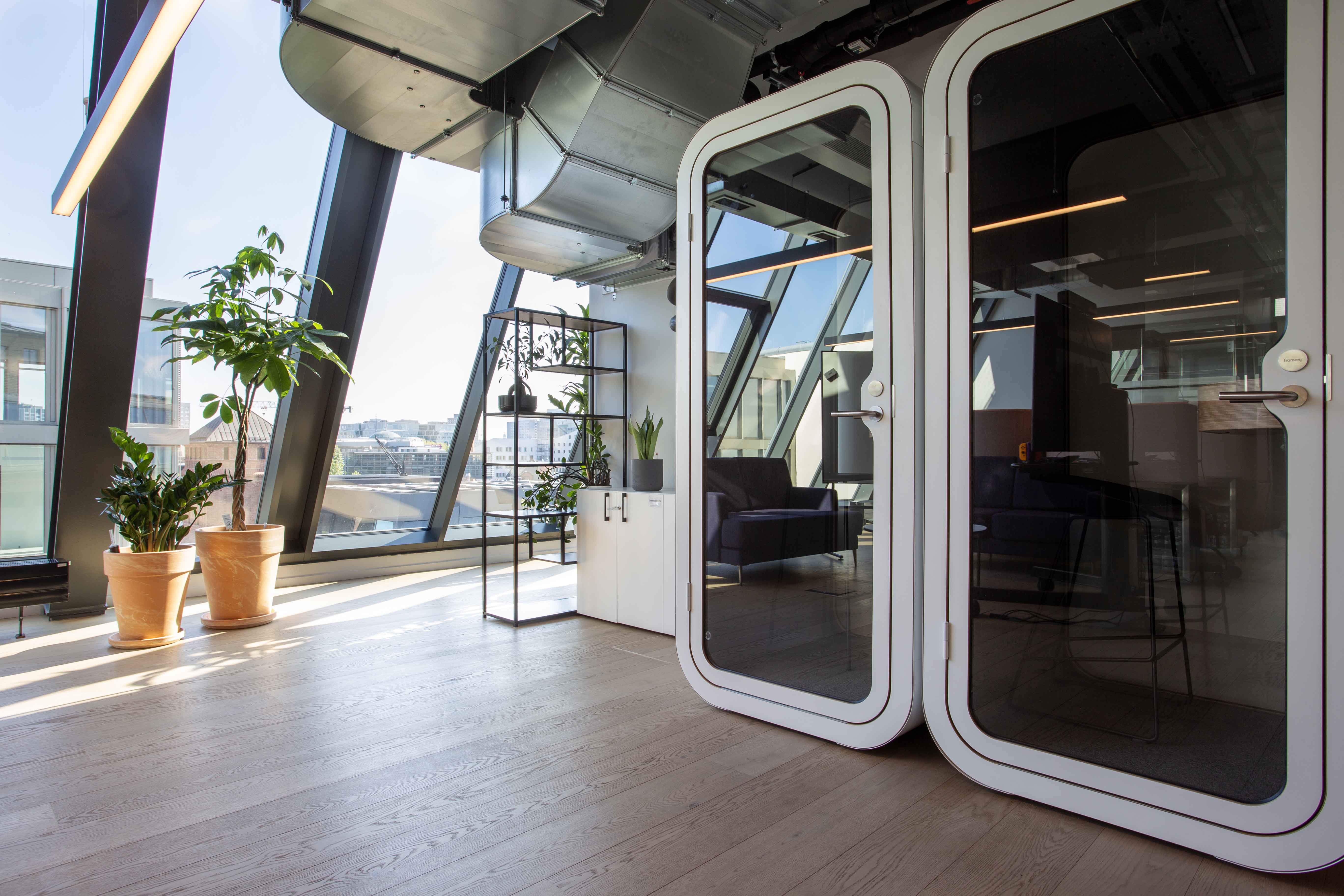 16 Person Private Office