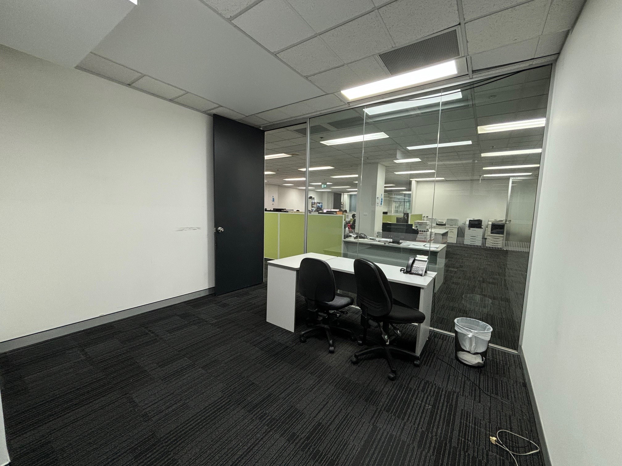 1 Person Private Office