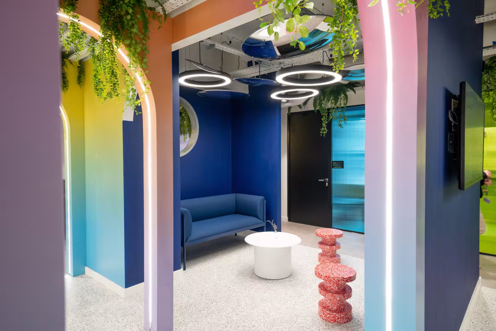 10 Person Private Office