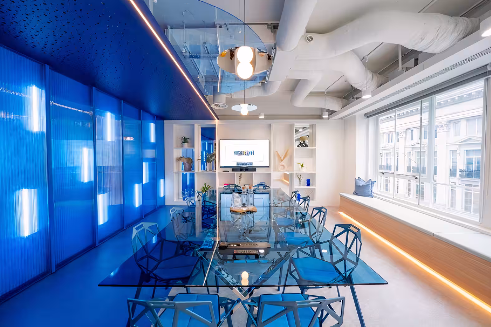 12 Person Private Office